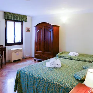 Corte Canal 3*, Venezia Italia